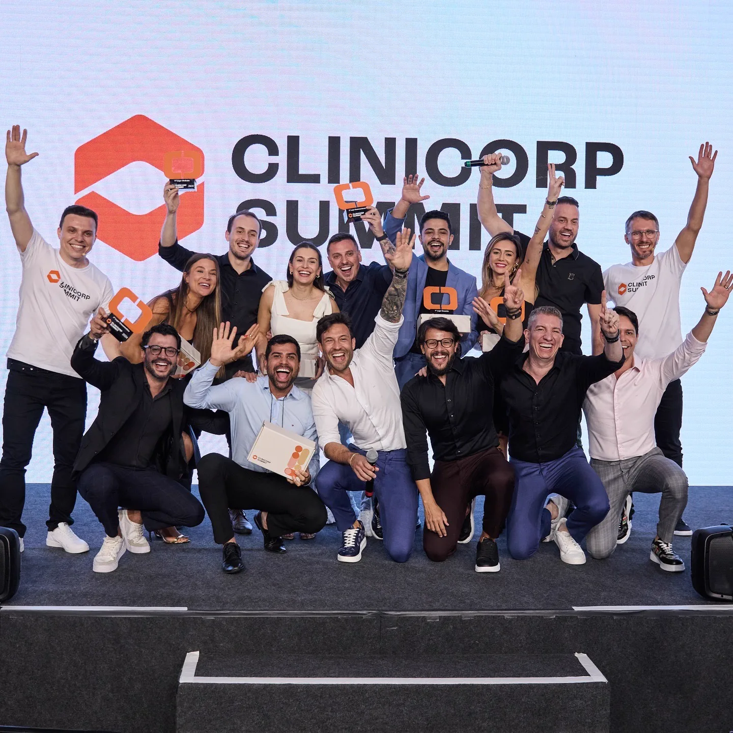 Clínicas do Grupo ICOM premiadas no Clinicorp Summit 2024
