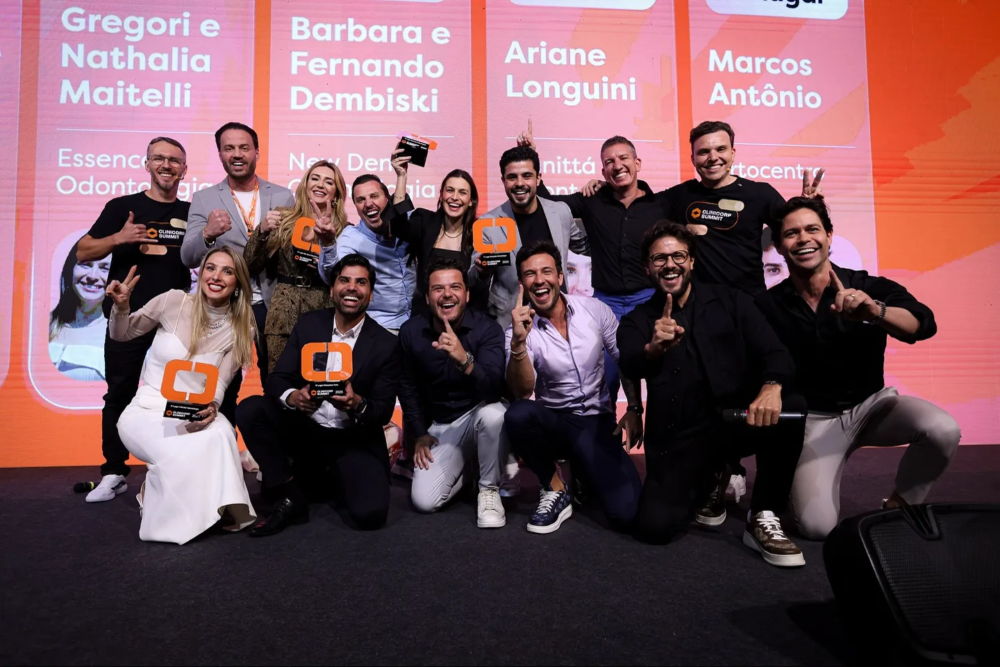 Clínicas do Grupo ICOM premiadas no Clinicorp Summit 2025